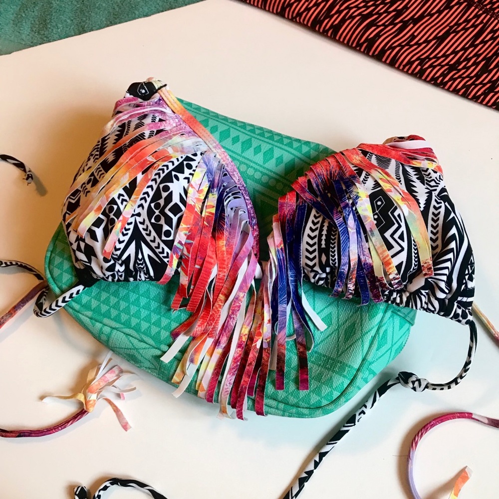 *RESERVED *Tribal Fringe Bikini Top M